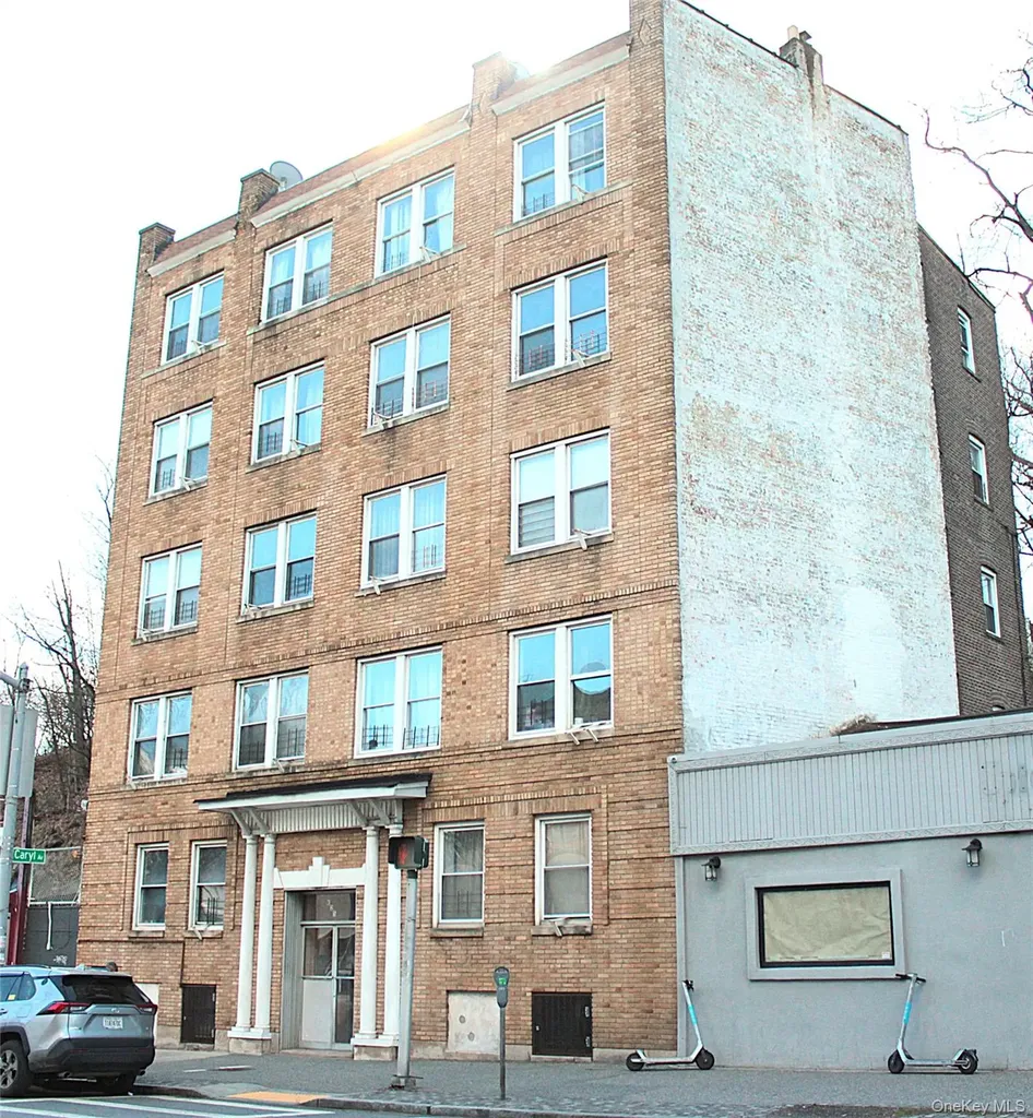 625 S Broadway Yonkers NY 10705