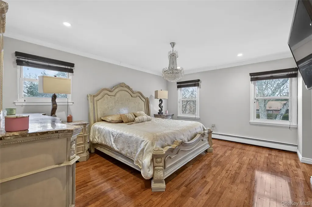 11 Dorchester Drive Coram NY 11727