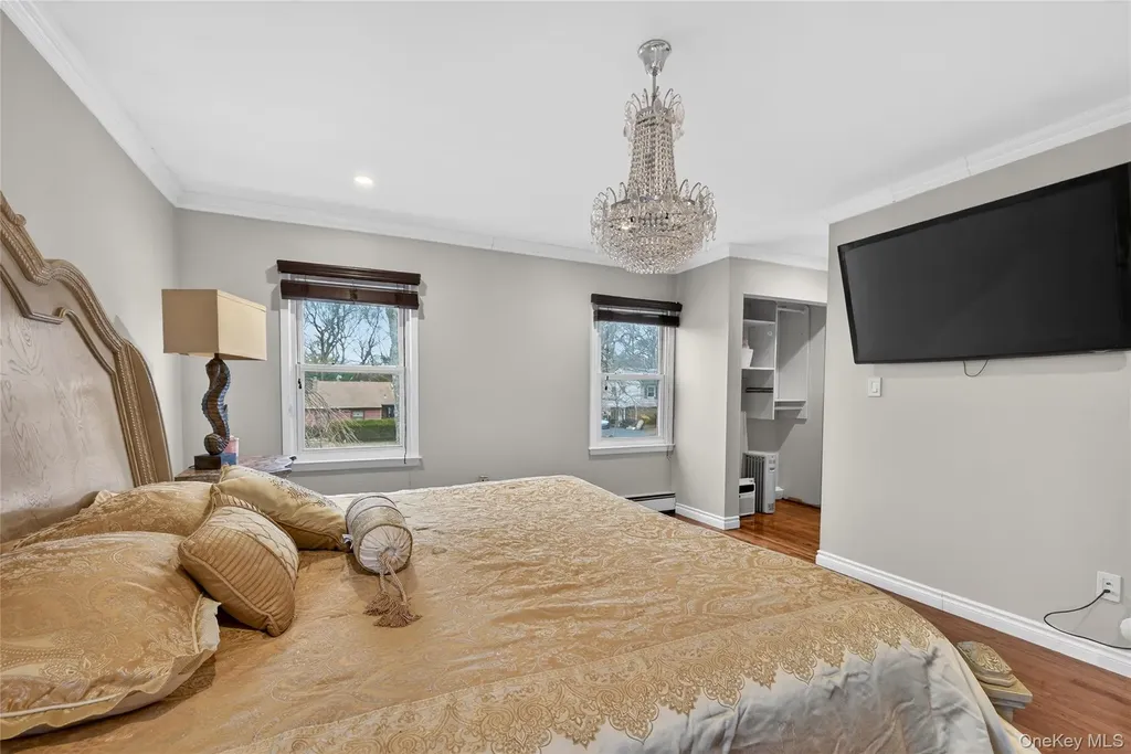 11 Dorchester Drive Coram NY 11727