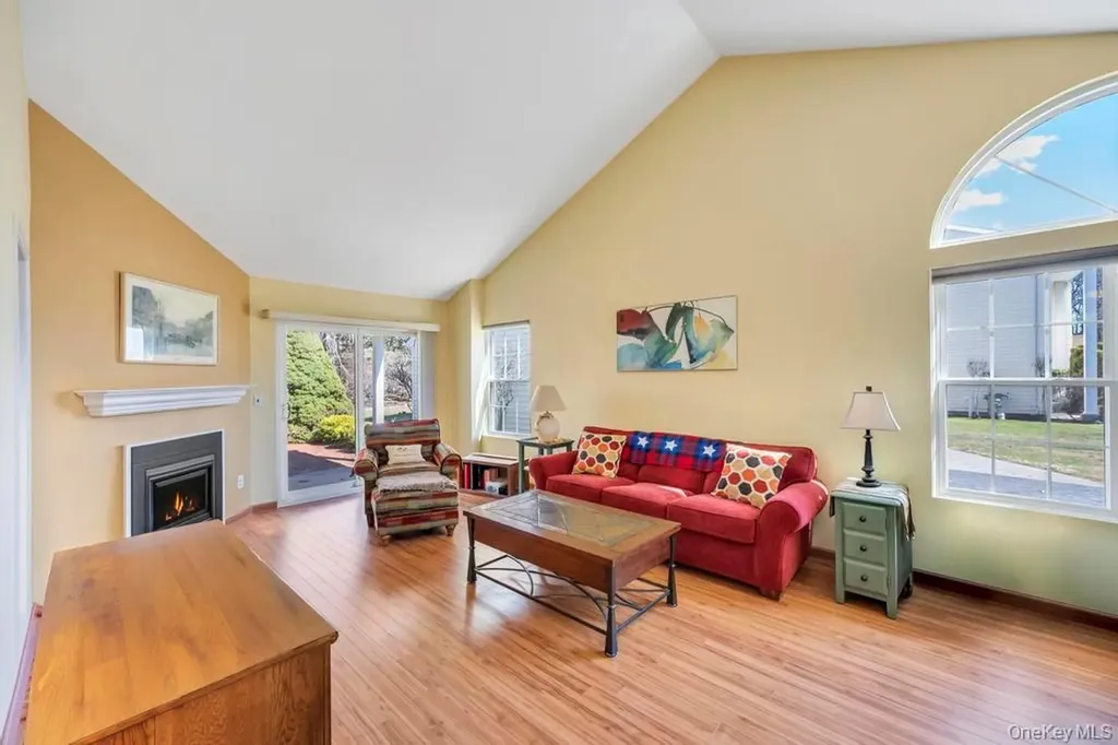 13 Mallard Path Coram NY 11727