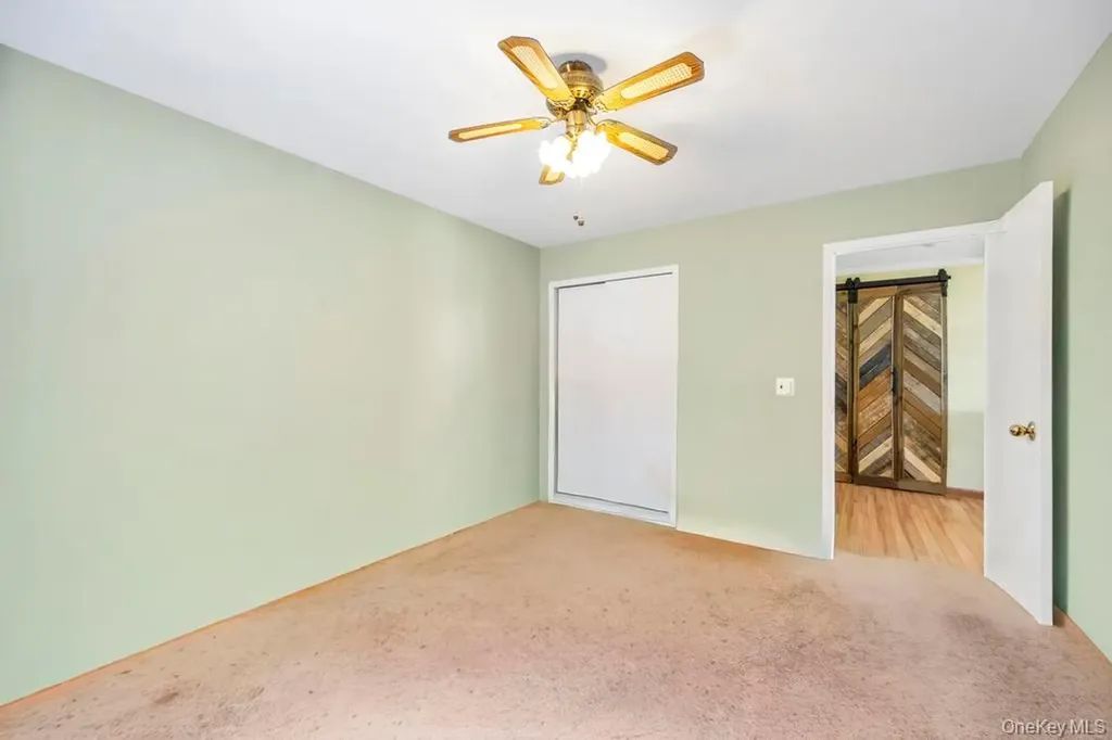 13 Mallard Path Coram NY 11727