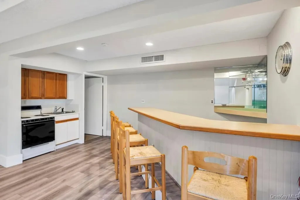 13 Mallard Path Coram NY 11727