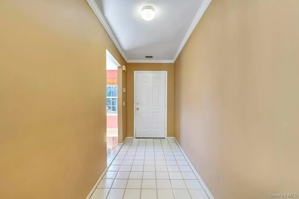 13 Mallard Path Coram NY 11727