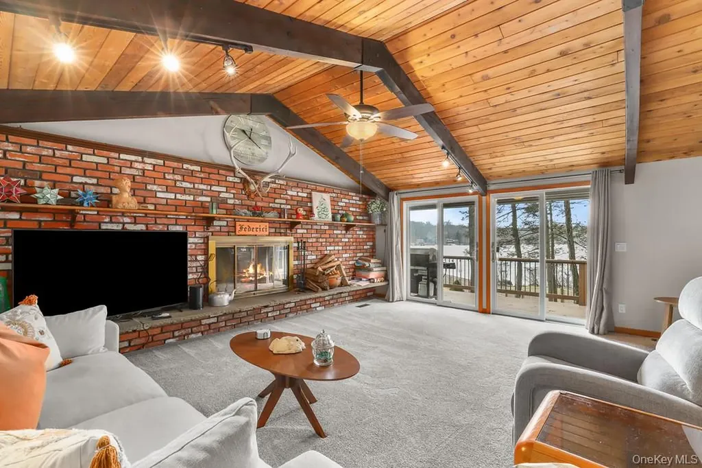 58 Twin Lakes Road South Salem NY 10590