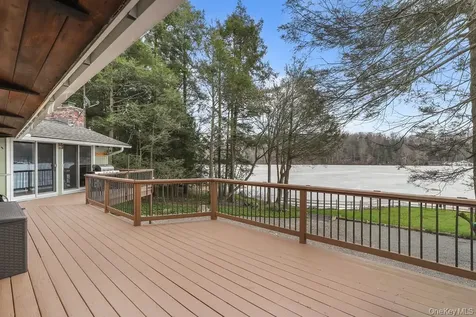 58 Twin Lakes Road South Salem NY 10590
