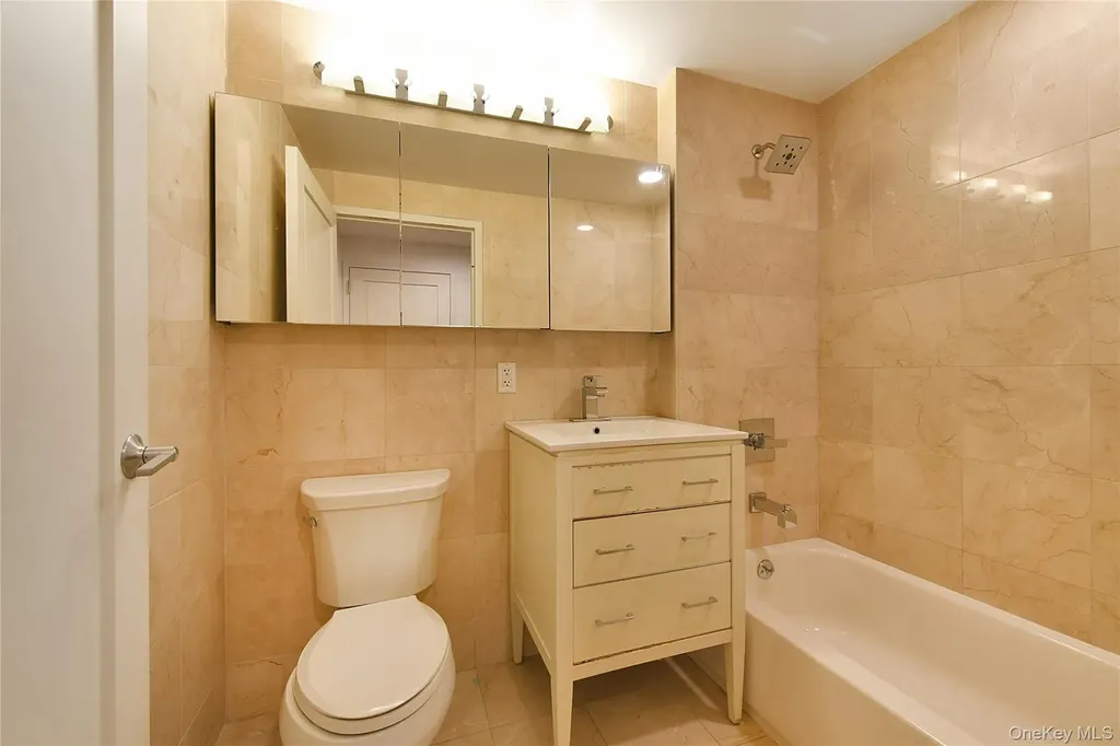 10620 70th Avenue Forest Hills NY 11375