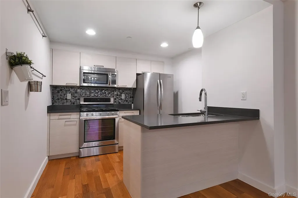 10620 70th Avenue Forest Hills NY 11375