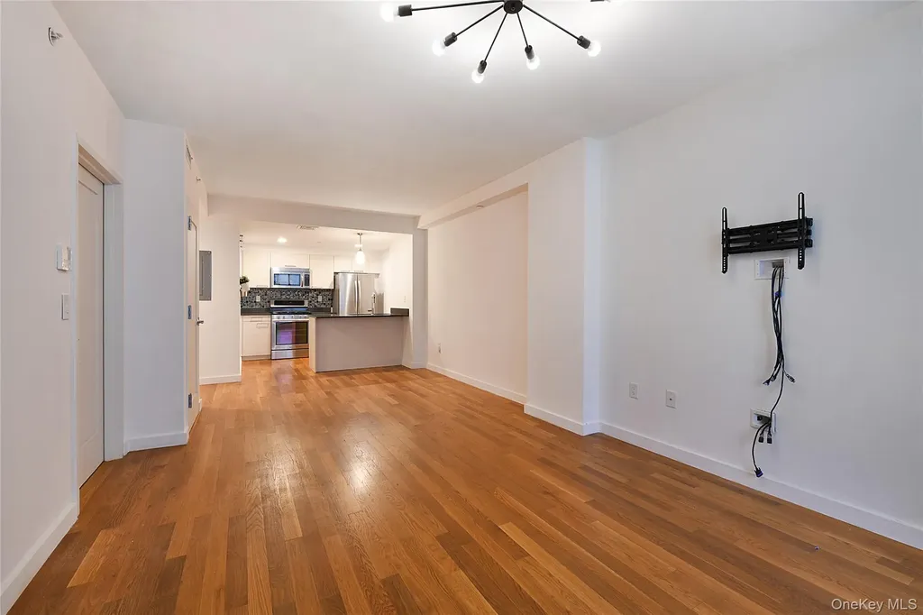 10620 70th Avenue Forest Hills NY 11375