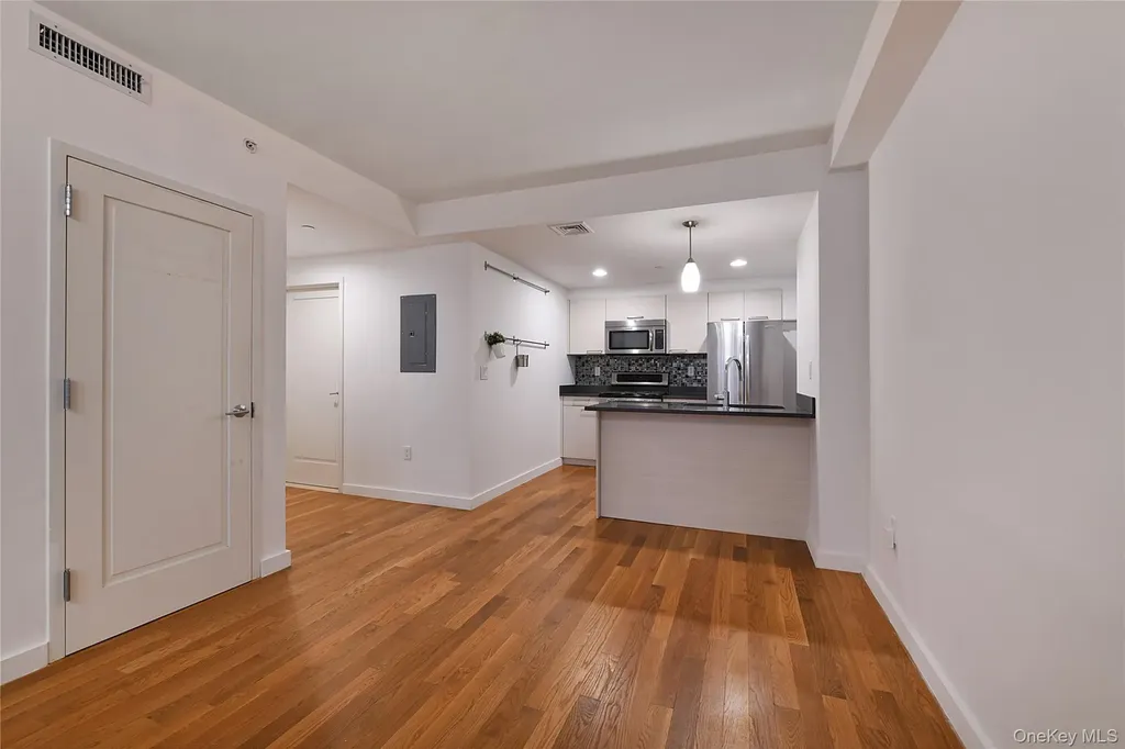 10620 70th Avenue Forest Hills NY 11375