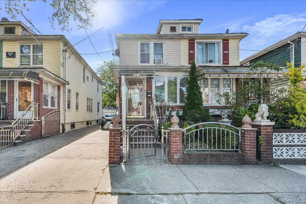 540 E 52nd Street Brooklyn NY 11203