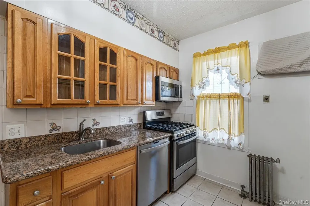 540 E 52nd Street Brooklyn NY 11203