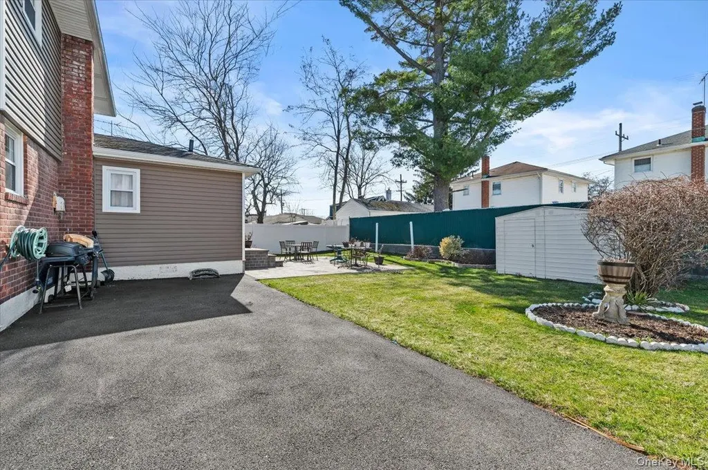 55 Harriet Avenue Hempstead NY 11550
