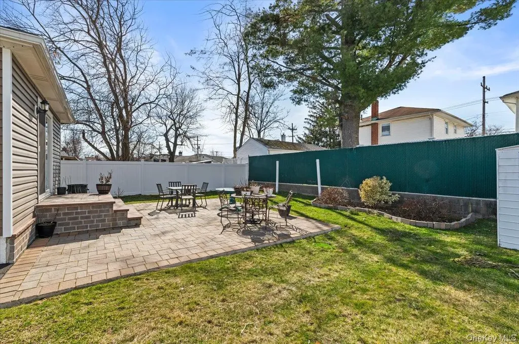 55 Harriet Avenue Hempstead NY 11550