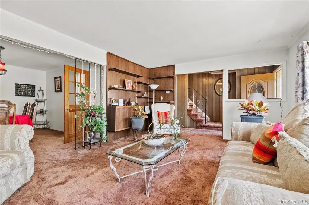 55 Harriet Avenue Hempstead NY 11550