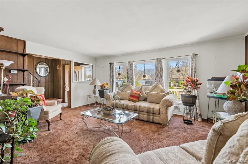 55 Harriet Avenue Hempstead NY 11550