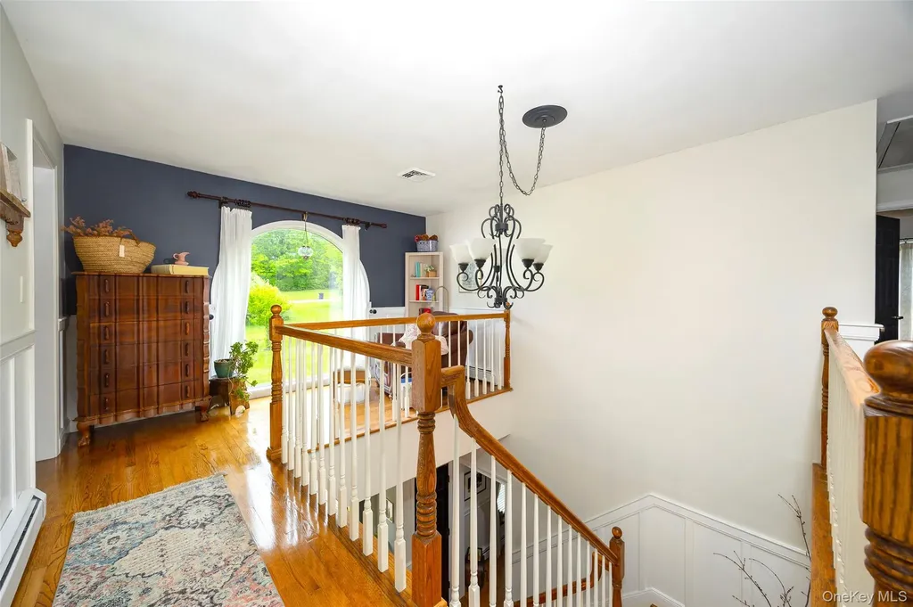 12 Broadview Lane Red Hook NY 12571