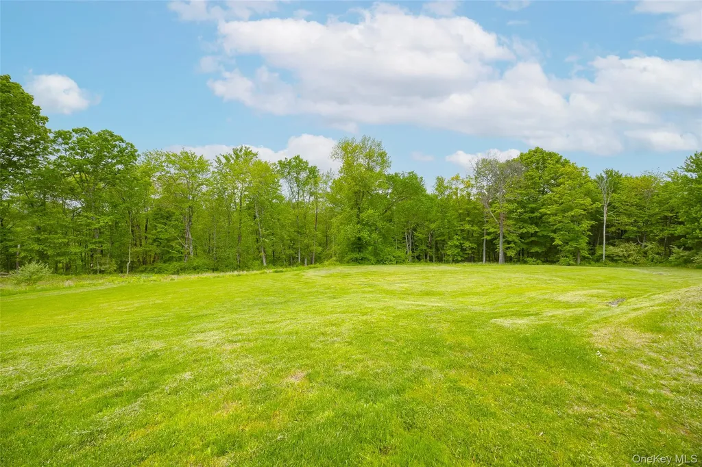 12 Broadview Lane Red Hook NY 12571