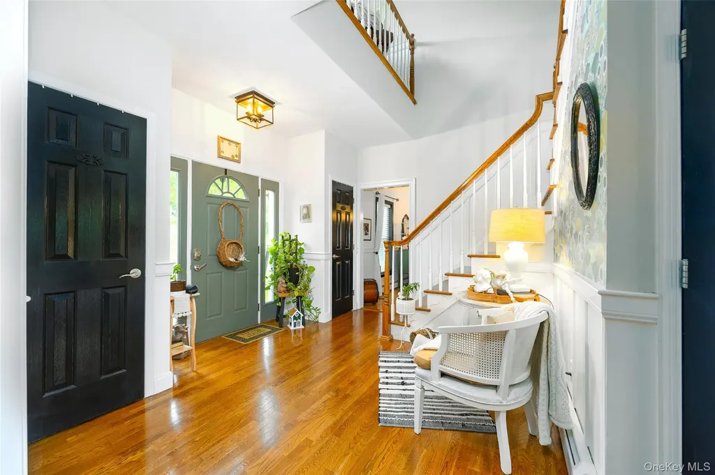 12 Broadview Lane Red Hook NY 12571