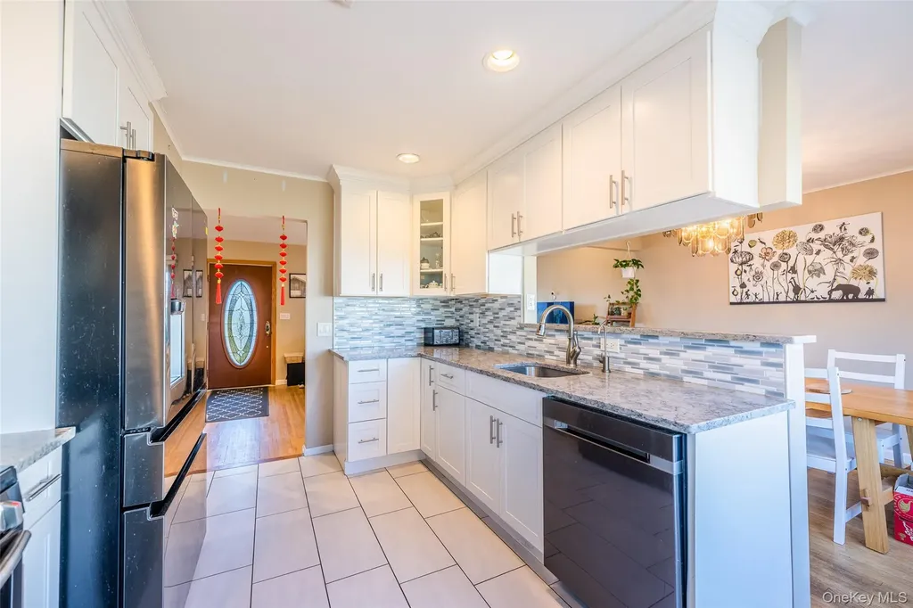 22 Forest Drive Plainview NY 11803