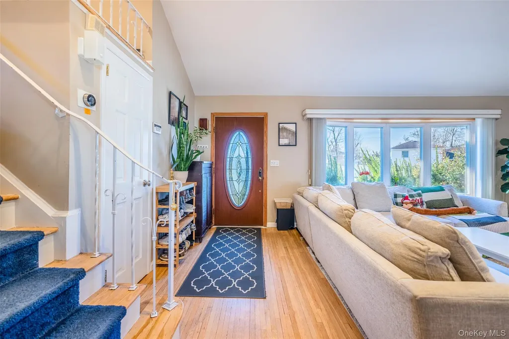 22 Forest Drive Plainview NY 11803