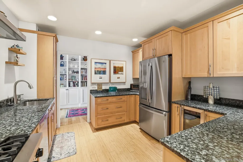 16 Rockledge Avenue Ossining NY 10562