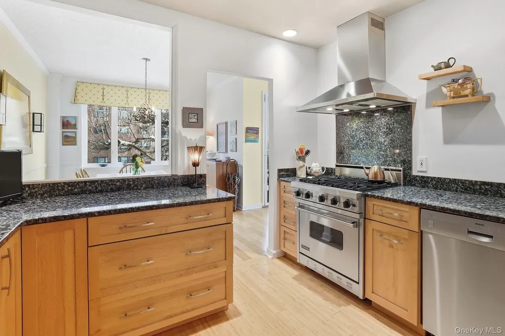 16 Rockledge Avenue Ossining NY 10562
