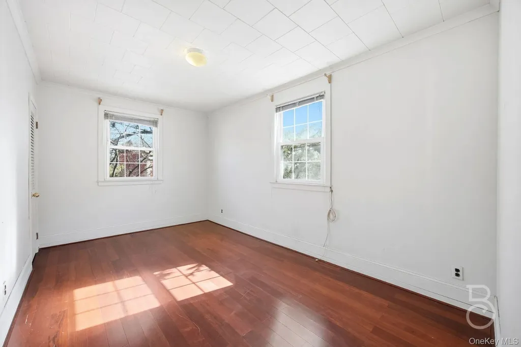 94-11 70th Avenue Forest Hills NY 11375