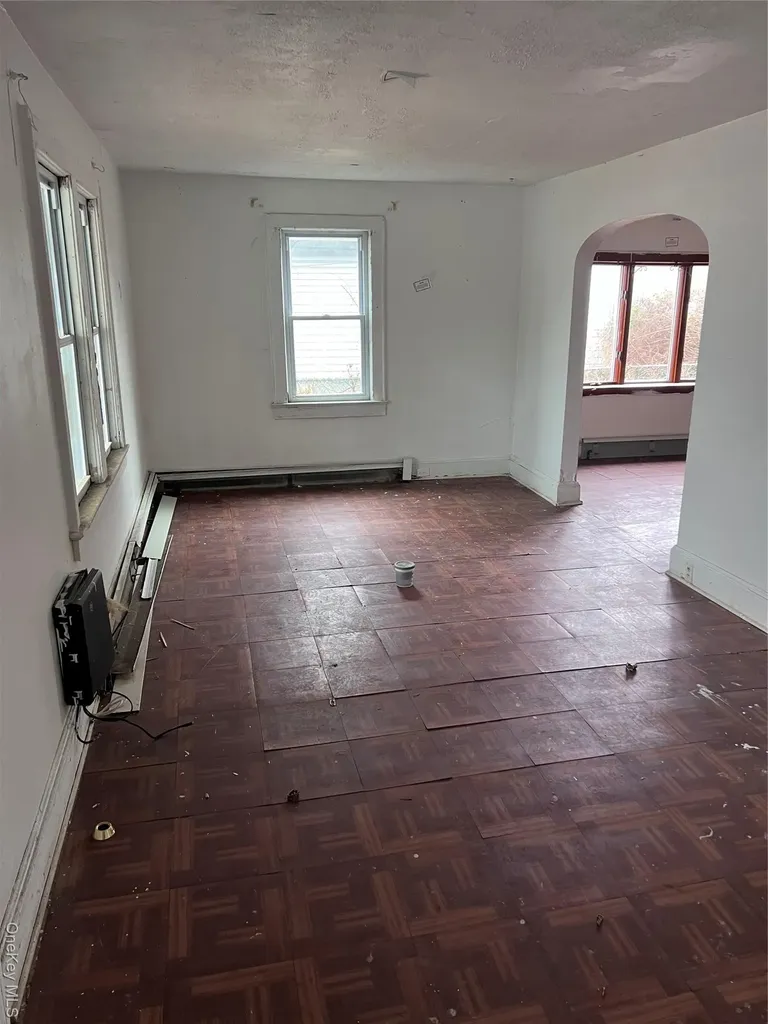 48 Pleasant Avenue Roosevelt NY 11575