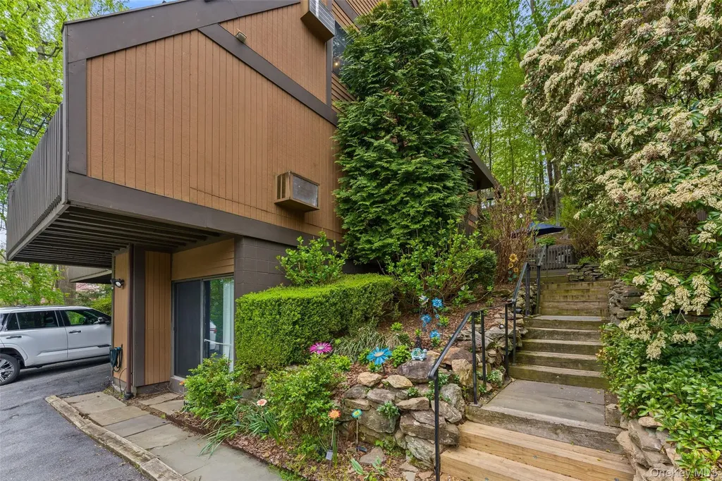 114 Ogden Avenue Dobbs Ferry NY 10522