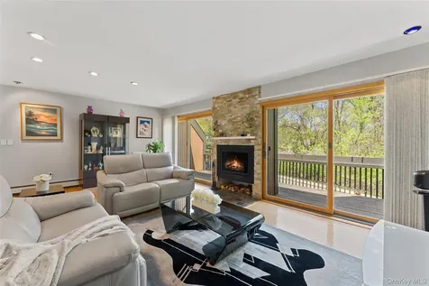 114 Ogden Avenue Dobbs Ferry NY 10522
