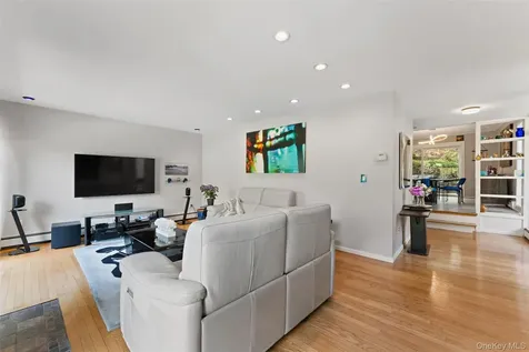 114 Ogden Avenue Dobbs Ferry NY 10522