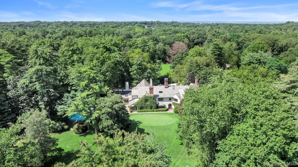 95 Piping Rock Road Locust Valley NY 11560