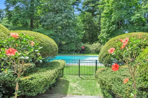 95 Piping Rock Road Locust Valley NY 11560