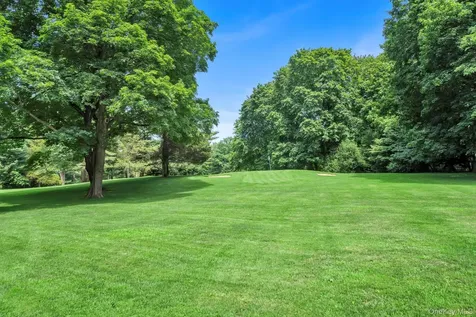95 Piping Rock Road Locust Valley NY 11560