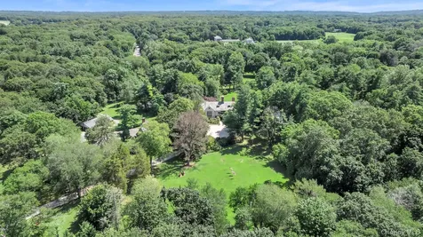 95 Piping Rock Road Locust Valley NY 11560