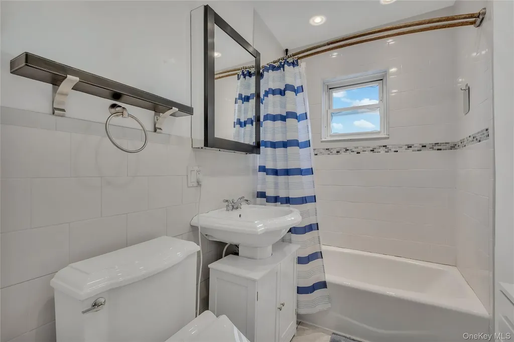 1879 Crompond Road Peekskill NY 10566