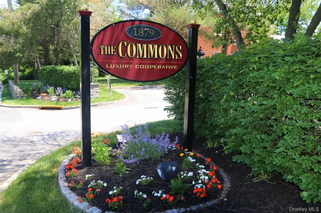 1879 Crompond Road Peekskill NY 10566