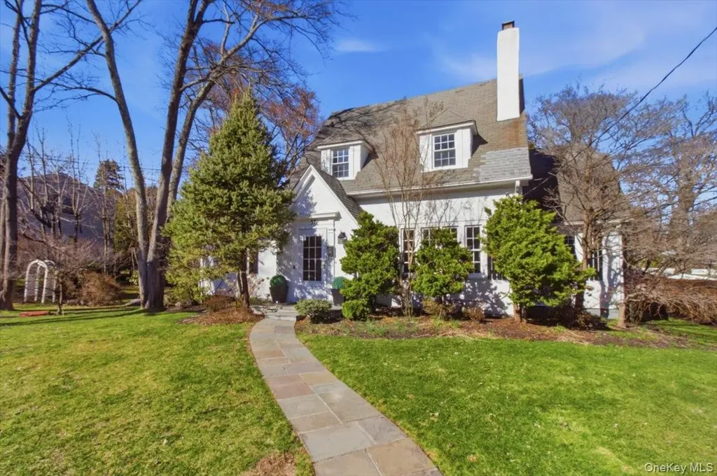 37 Longview Drive Scarsdale NY 10583