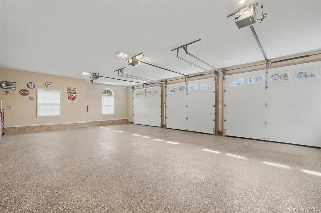 131 Eleanor Drive Mahopac NY 10541