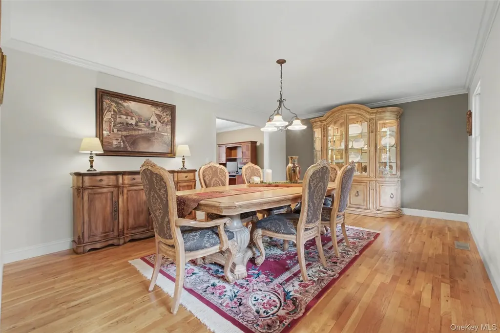 131 Eleanor Drive Mahopac NY 10541