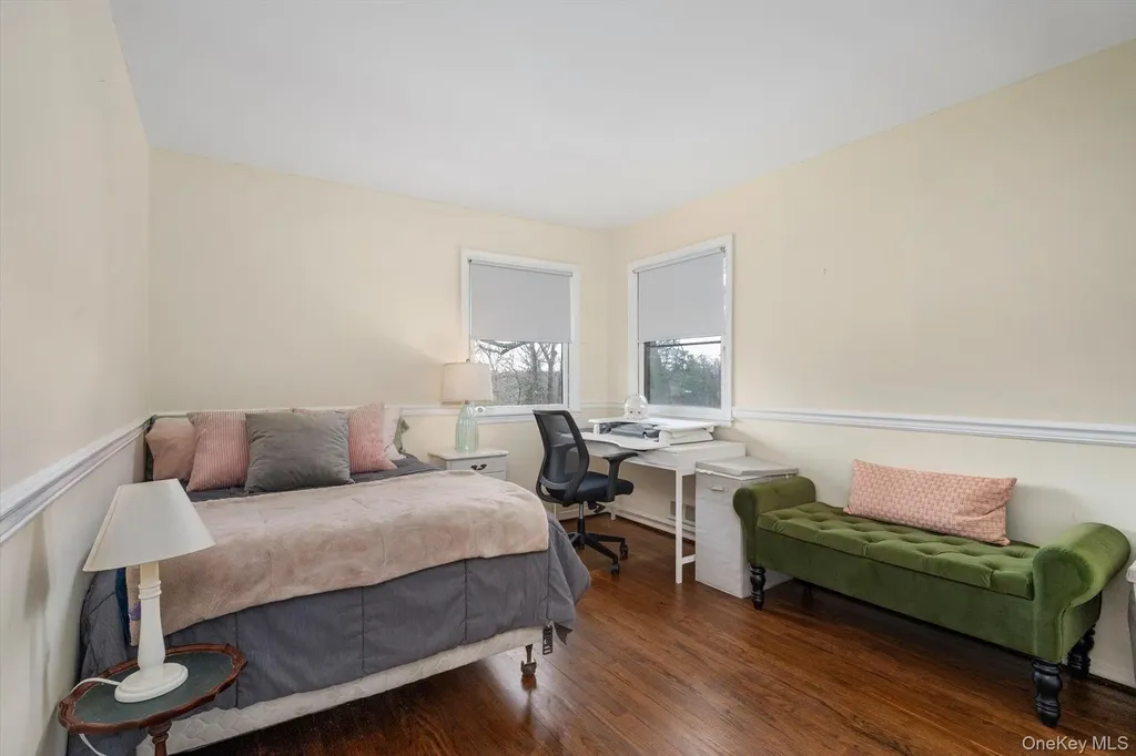 60 Ridge Drive Plainview NY 11803