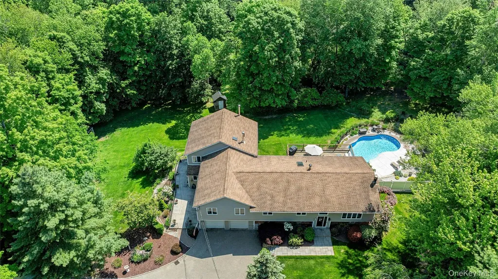 204 Cherry Hill Road Carmel NY 10512
