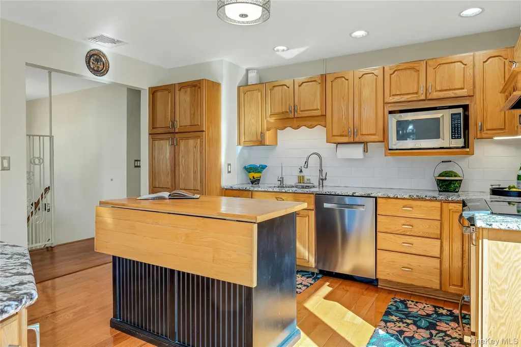 204 Cherry Hill Road Carmel NY 10512
