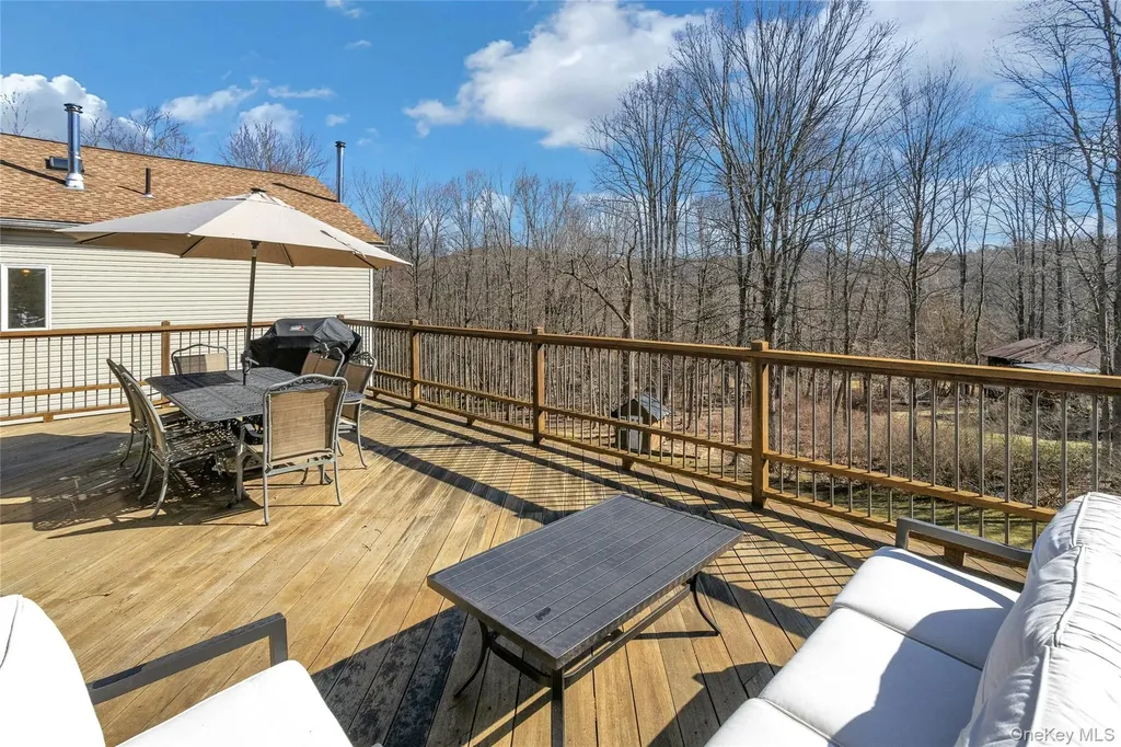 204 Cherry Hill Road Carmel NY 10512