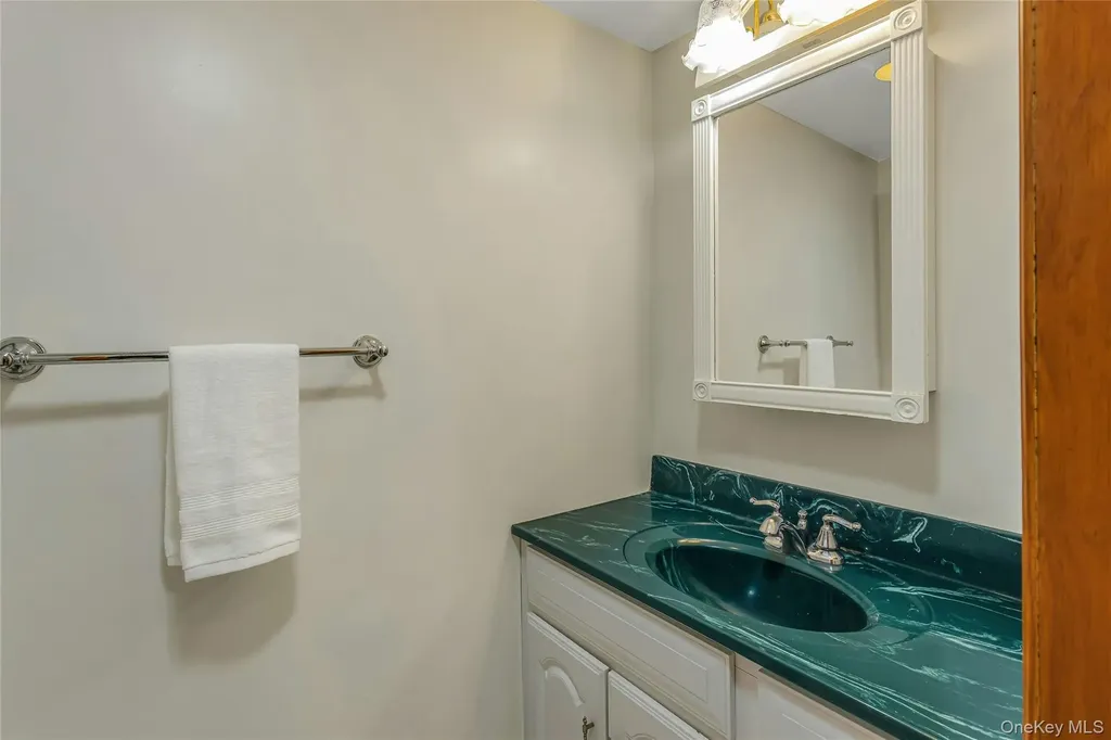 204 Cherry Hill Road Carmel NY 10512