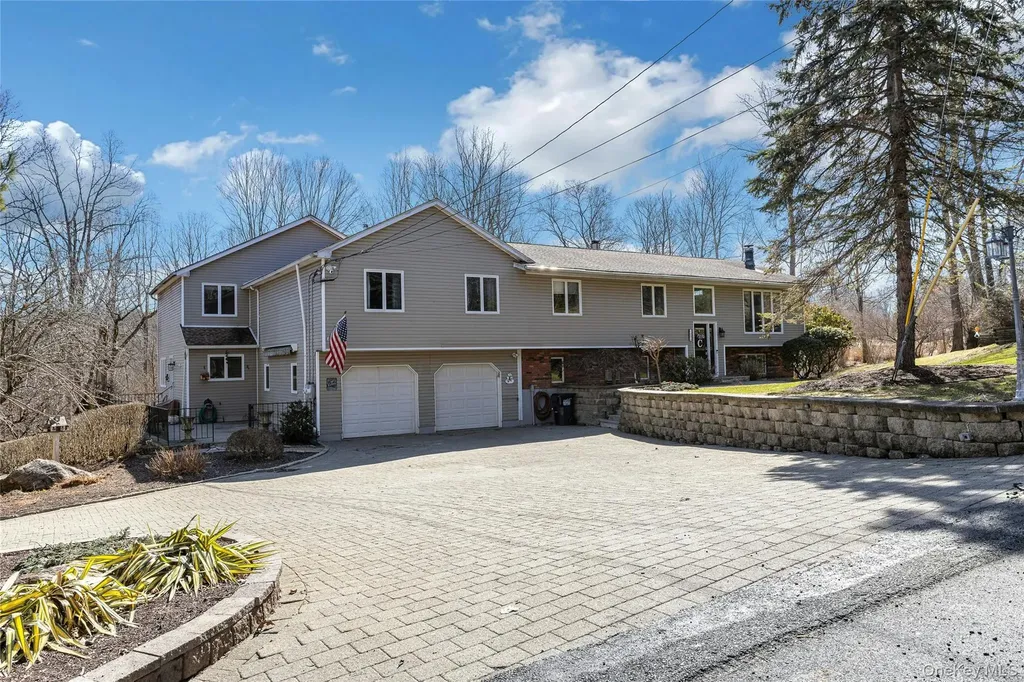 204 Cherry Hill Road Carmel NY 10512