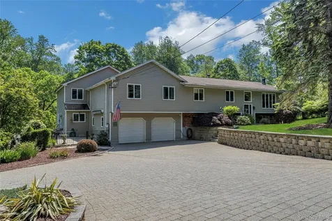 204 Cherry Hill Road Carmel NY 10512