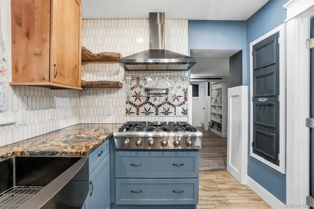 24 Mountain Road Cornwall On Hudson NY 12520