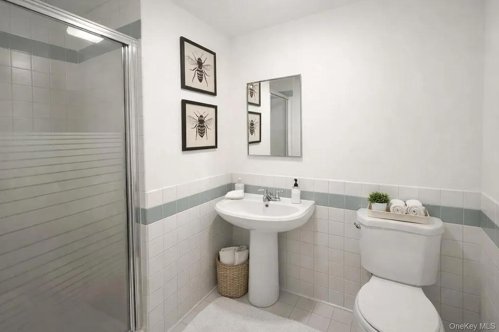 14 Kenneth Avenue Huntington NY 11743
