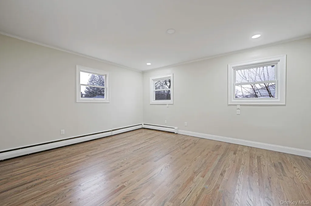 12 Crabapple Lane Commack NY 11725